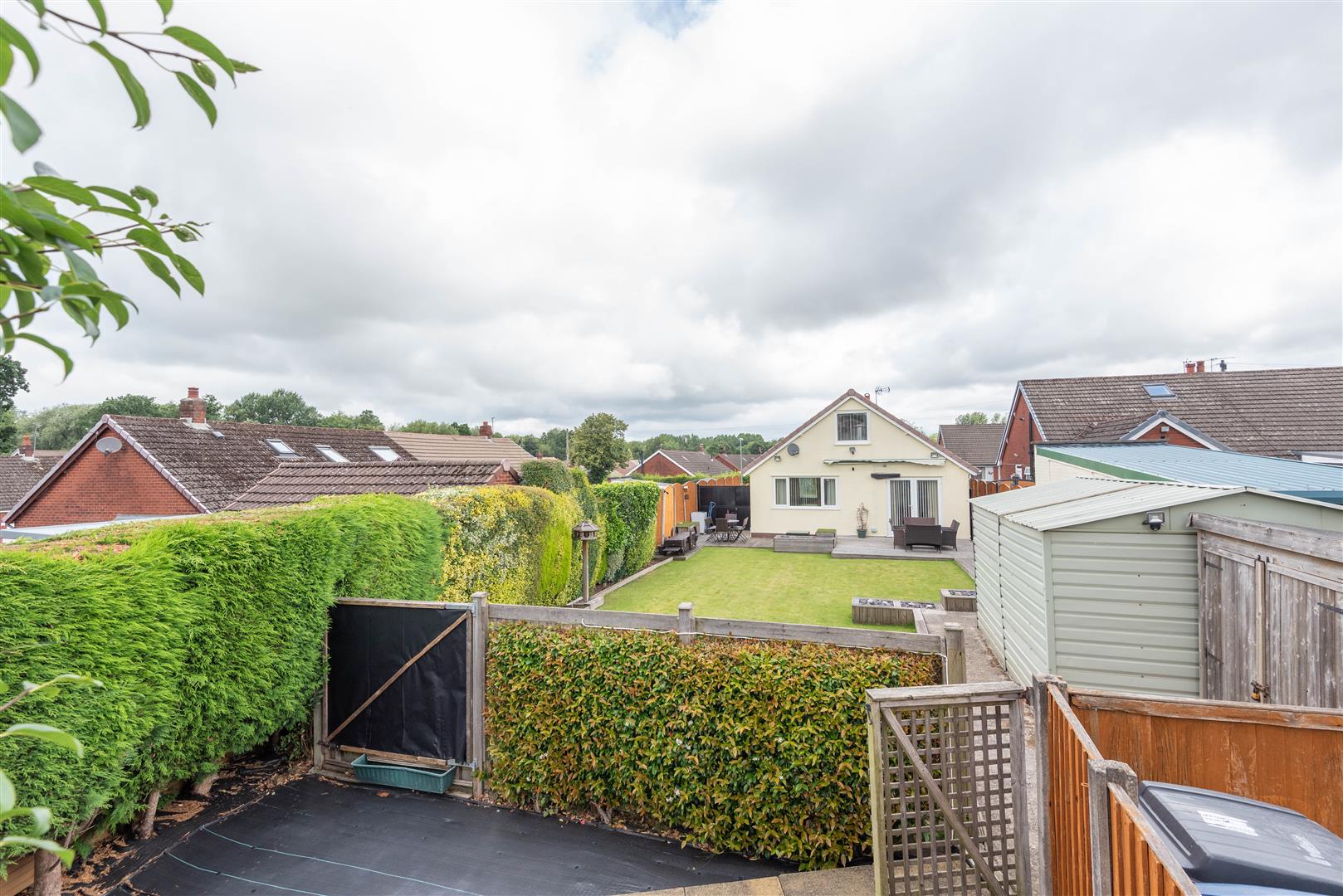 4 bed property in Kirkham Close, Leyland